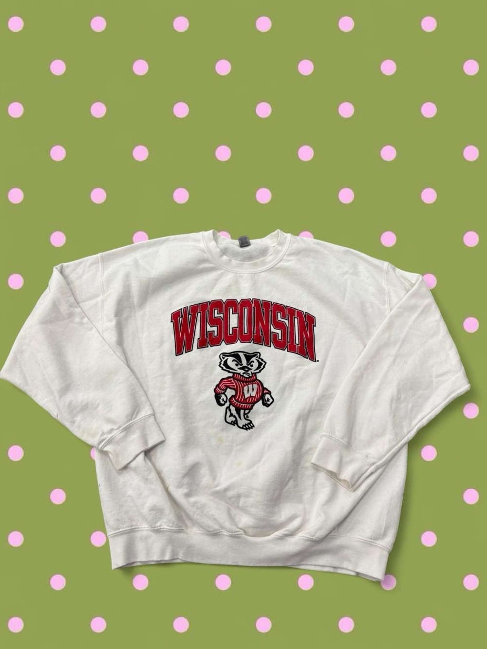 Gildan White Crewneck Sweatshirt with Red Wisconsin Graphic